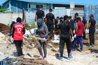 ސަޅި ހުޅުލެ ޕްރޮގްރާމް: 250 ޓަނުގެ ކުނި ނަގައިފި