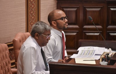 ބަދަލަށް ދެވޭނެ މިންވަރު ގާނޫނުން ލިމިޓުކުރުމަށް ފިނޭންސް ދެކޮޅު