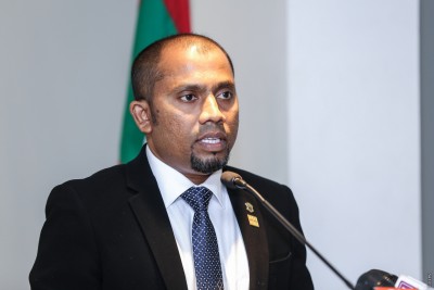 މަސައްކަތް ކުރަންވީ އަނެކާއަށް ރަނގަޅު ބަހެއް ފޯރުކޮށްދެވޭތޯ: މުޝްތާގު