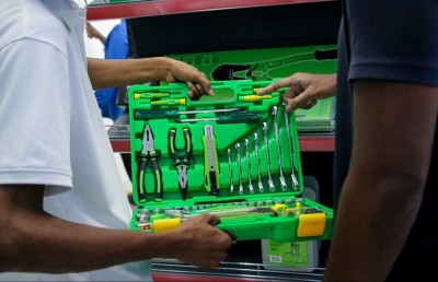 ވިލާގެ ފުރަތަމަ ހާޑްވެއާ ފިހާރަ ހުޅުވައިފި