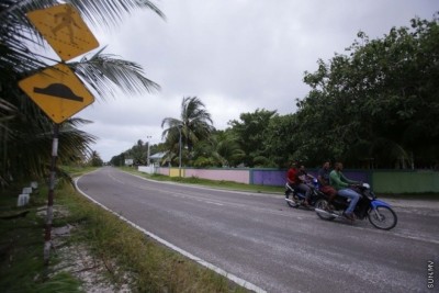 ފުވައްމުލަކުގައި ނުރައްކާތެރި އެކްސިޑެންޓެއް ހިނގައި މީހަކު ކޯމާއެއްގައި