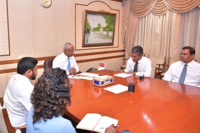 އިމާރާތްކުރުމުގެ ދާއިރާގެ ކަންބޮޑުވުންތަކާއެކު މަސީ، ރައީސްގެ އަރިހަށް