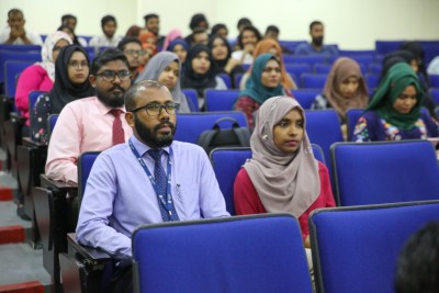 ބިޒްނަސް ކިޔަވާ ދަރިވަރުންނަށް މައުލޫމާތު ދިނުމުގެ ސެޝަނެއް އެމްއެމްއޭ އިން ބާއްވައިފި