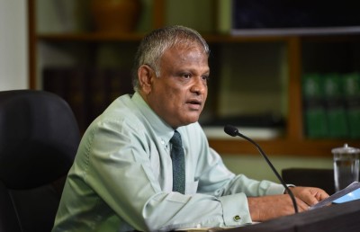 ޕައިލެޓްކަން ކިޔަވަން 500 އެއްހާ ދަރިވަރުންނަށް ލޯނު ދީފި