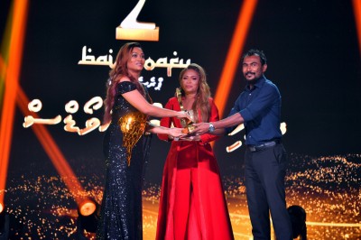 ރިޝްމީގެ އުފަންދުވަހުގެ ހަދިޔާއަކީ އެންމެ މޮޅު ބަތަލާގެ އެވޯޑު!