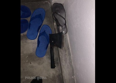 ގާޒީ އަލީ ރަޝީދު ދިރިއުޅުއްވާ އެޕާޓްމެންޓުގެ ދޮރަށް ކޯރާޑިއަކުން ގެއްލުންދީފި