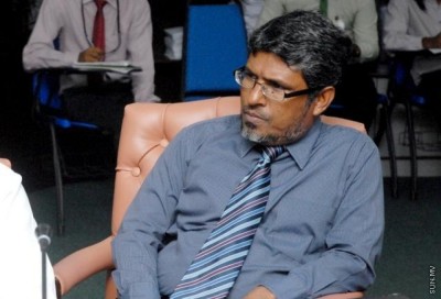 ޑރ. އަފްރާޝީމަށް އެންމެ ބޮޑު ނުރައްކަލެއް ކުރިމަތިވީ މިސްކިތުން: ރިޕޯޓު