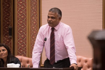 ހަރުކަށި ފިކުރާ ބެހޭގޮތުން މަތީ ތައުލީމާބެހޭ މިނިސްޓަރު ދޮގުހެއްދެވިކަމުގެ ތުހުމަތު