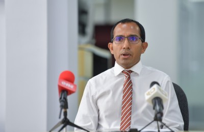 މަލީހުގެ ރައްދު: ވާނުވާ ނޭނގޭ ނަމަ އިސްތިއުފާ ދޭން ޖެހެނީ ބޮންޑޭ