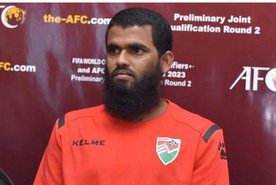 މިހާތަނަށް ކުޅެން ޖެހުނު ހުރިހާ މެޗެއްގައި ވެސް ރެފްރީ ވަރަށް ގޯސް: އަކޫ