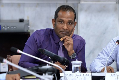 މެންބަރުން އެމްޑީ އިބޫއަށް: "ހުއްދަ ކޮރަޕްޝަނާއި ހަލާލު ކޮރަޕްޝަނެއް ނޯންނާނެ!"