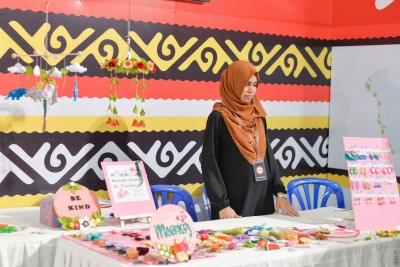 ވަޒީފާއިން ވަކިވެ އުސާމާ އުފަންކުރި މީނާޒް