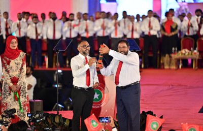 ޖޭޕީގެ ރިޔާސީ ޓިކެޓު ގާސިމަށް އަރުވައިފި