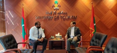 ޗައިނާ އާއި އިންޑިއާ އިން އަންނަ ޓޫރިސްޓުން އިތުރުކުރުމަށް މަޝްވަރާ ކޮށްފި