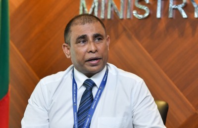 ނޮވެމްބަރު ނިމޭއިރު 18 އެއާލައިނަކުން ރާއްޖެއަށް ދަތުރު ކުރާނެ: ޑރ. މައުސޫމް