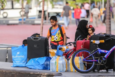 އަހަރު ނިމެނީ، ޗުއްޓީ ނަގައިފިންތަ؟