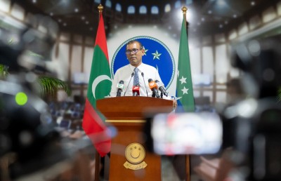 ނަޝީދު ވިދާޅުވިޔަސް ޖަލްސާތައް ބާއްވަން ހުރަހެއް ނެތް: އަސްލަމް