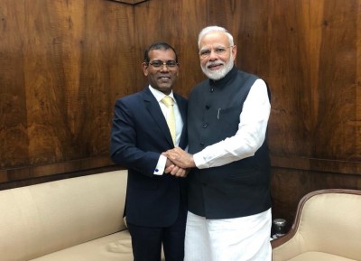 ރައީސް ނަޝީދު މޯދީއާ ބައްދަލުކުރައްވައިފި