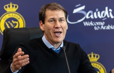 ނަސްރުން ބޭރުކޮށްލި ކޯޗު އިޓަލީގެ ޗެމްޕިއަން ނަޕޯލީއާ ހަވާލުވެއްޖެ