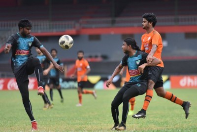 ފޯކައިދޫ ފަހަތުން އަރައި އީގަލްސް ބަލިކޮށްފި