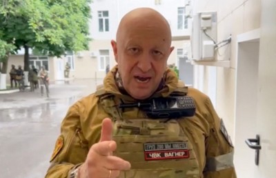 ޕުޓިންއާ ދެކޮޅަށް ރަޝިޔާ ތެރެއިން "ބަޣާވާތެއް" ގެ ބިރު، އެތެރޭގައި ހަމަލާތައް ފެށިއްޖެ