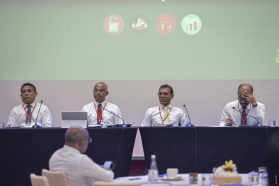 ރަށަށް ބާރުދިނީ އިންތިހާބުތަކަށް ސަރުކާރުތަކުން ދައްކާ ދަޅަ ހުއްޓުވަން: ނަޝީދު