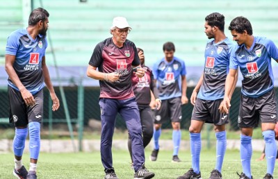 ސާފް ޗެމްޕިއަންޝިޕަށް ދެ ކޯޗެއްގެ ތައްޔާރުވުން؛ މޮރިއޭރޯ އާއި އުރްބާނީ