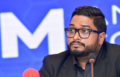 ޕްރެޝަރު ކުރިމަތިވުމުން ނޫސްވެރިންގެ ބައްދަލުވުމަކަށް ދާން ބައްސާމް ނިންމަވައިފި