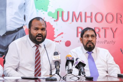 ގާސިމްވެސް އަލީ ވަހީދުގެ ދިފާއުގައި