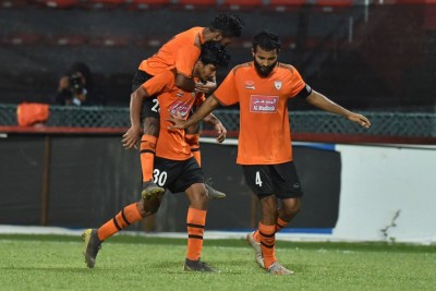 ހަންނަގެ ގޯލާ އެކު ޔޫވީ ބަލިކޮށް އީގަލްސް ދެވަނައަށް