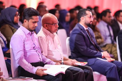 އުރީދޫގެ އާންމު ހިއްސާދާރުންގެ ޑިރެކްޓަރުކަމަށް ކުރިމަތިލާން ހުޅުވާލައިފި