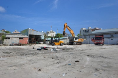 ސްވިމިން ޕޫލްއަޅަން ބިން ސާފުކުރަން ރަޝީދު ކާޕެންޓްރީއިން ފަށައިފި