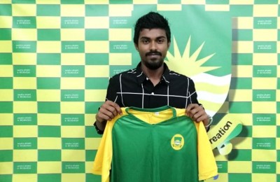 ޓީސީގައި މޮޅު ކުޅުމެއް ދައްކަމުން އަންނަ އައިސަމް މާޒިޔާއަށް