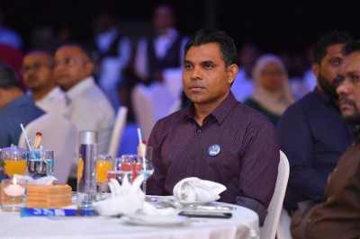 ''ގައުމު ތަރައްގީވާނީ އަނެކާއަށް އިސްކަން ދިންވަރަކުން''