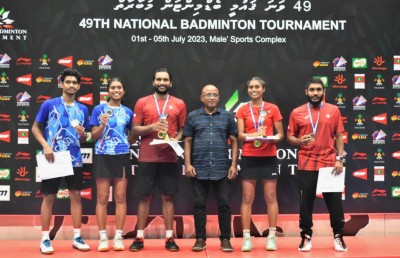 ކުރީގެ ޗެމްޕިއަނުން ބަލިކޮށް ގައުމީ ތަށި ޒަޔާން އާއި ނަބީހާ އަށް