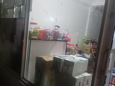 ކަރެކްޝަންސްގެ ވެލްފެއާ ފިހާރައިގެ ބިއްލޫރިގަނޑު ދެ ފަހަރެއްގެ މަތިން ތަޅާލައިފި