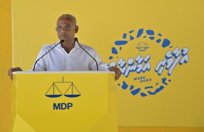 ކޮމަންޑޫން އެދުނު ގޮތަށް ކުޑަފަރުގައި އެއާޕޯޓް އަޅަން ރައީސް ވައުދުވެވަޑައިގެންފި