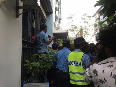 ހުޅުމާލޭގައި ހިނގި ހަމަނުޖެހުންތަކާ ގުޅިގެން ހައްޔަރުކުރި އަށް މީހަކު ދޫކޮށްލައިފި
