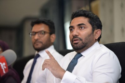 ދެލައްކަ މީހުންނަށް ދެވޭ ވަރަށް ހިމަބިހީގެ ވެކްސިން ގެނެސް ކެމްޕޭނެއް ފަށަނީ