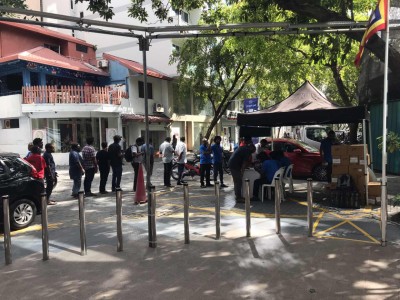 ސްޓެލްކޯއިން މާލޭ އާއި ހުޅުމާލޭގައި ލެޑްލައިޓް ބަހަން ފަށައިފި