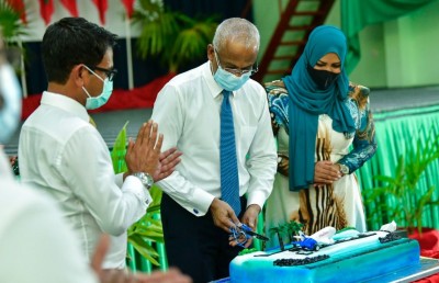 ހޯރަފުށީ އެއާޕޯޓަކީ އިހަވަންދިއްޕޮޅު ތަރައްގީ ކުރުމުގެ ފެށުން: ރައީސް