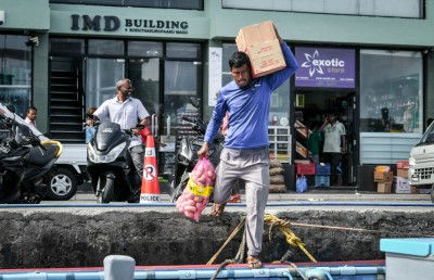 މުދަލަކީ އަދުލުވެރި ގޮތުގައި ދައުރުވާން ޖެހޭ އެއްޗެއް