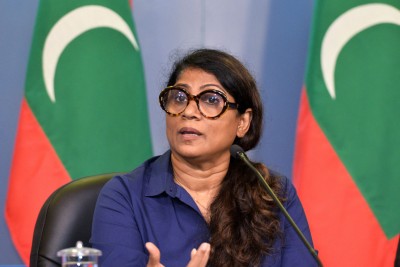 ދިވެހި އަސްކަރިއްޔާގައި ބޭރުގެ ބަޔަކު ނުތިބޭނެ: މާރިޔާ