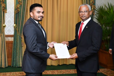 ވަޒީފާއާ ބެހޭ ޓްރައިބިއުނަލްގެ ރައީސް އިސްތިއުފާ ދެއްވަނީ