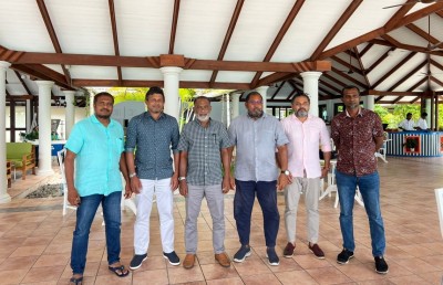 ޔާމީންގެ އެދިވަޑައިގަތުމަށް ޕީޕީއެމުން ގާސިމް އަރިހަށް!