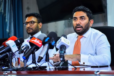 ކޮރޯނާއަށް ރައްކާތެރިކަމުގެ ފިޔަވަޅު އަޅައިފި، މީހުން އެކަހެރި ކުރަނީ ކ. ފުނަދޫގައި