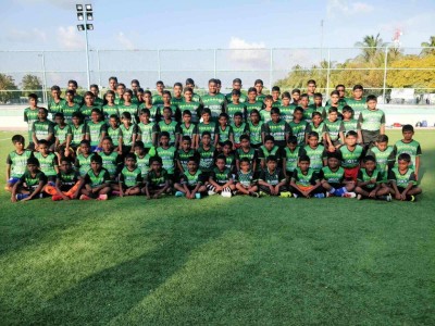 ނިލަންދޫގެ ގްރީން ފުޓުބޯޅަ އެކެޑެމީ ލޯންޗުކޮށްފި