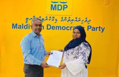 މަދީހާގެ ކެންޑިޑަސީ ބާތިލުކުރަން ނިންމައިފި