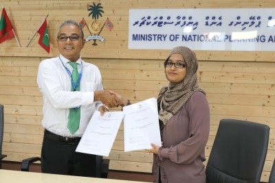 ދ. މީދޫގެ ބަނދަރު ހަދަން އެމްޓީސީސީއާ ހަވާލުކޮށްފި