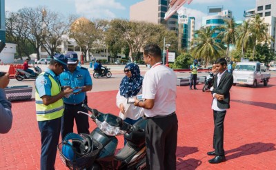 މަގުމަތީގެ ގަވާއިދުތަކަށް ބޯލަނބާ މީހުންނަށް ހަދިޔާ!